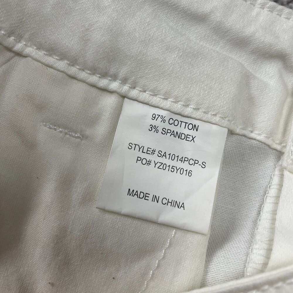 Miss Demeanor+ Bermuda Shorts Womens 14 White Mid Rise Stretch Cotton Casual NWT - Picture 6 of 10
